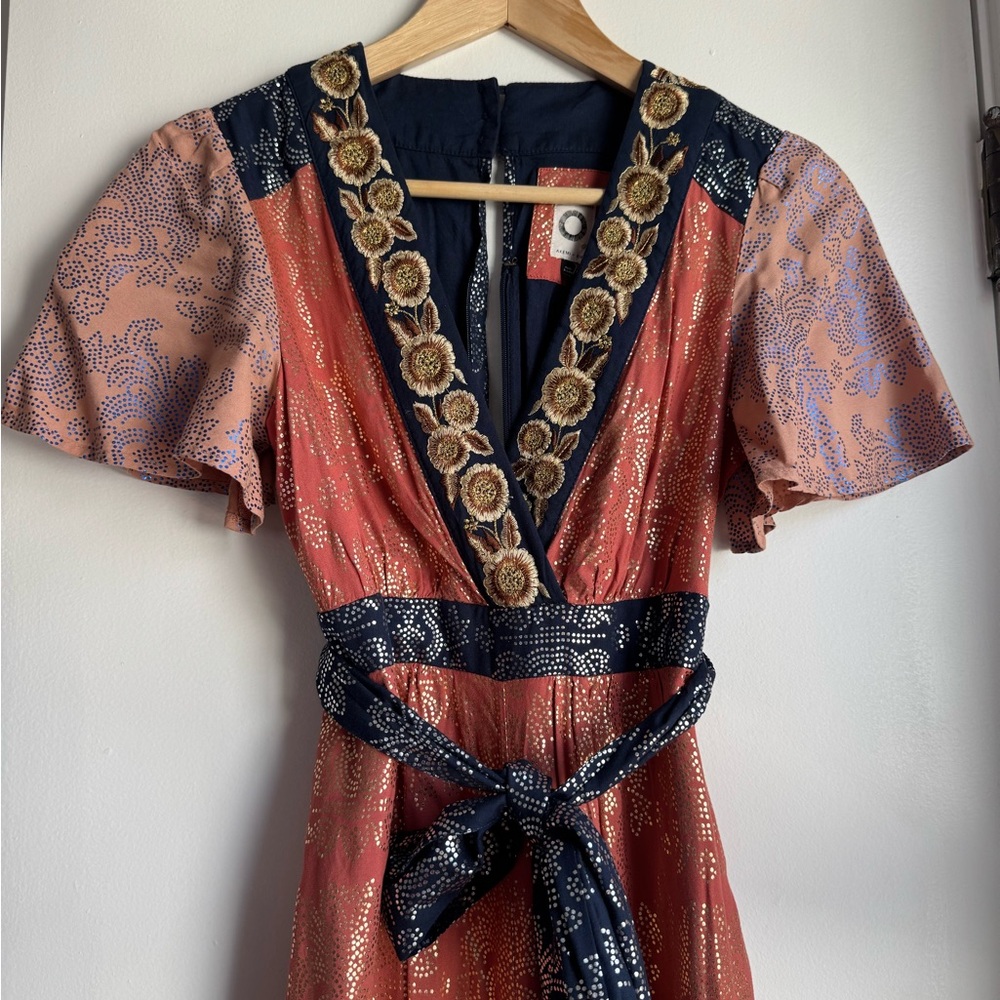 Anthropologie Akemi + Kin Navy and Gold Top - Picture 2 of 11